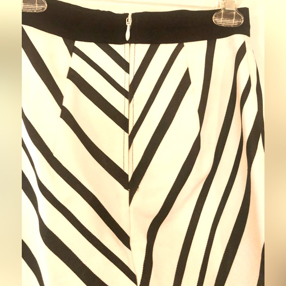 Fitted Skirt Front Split H&M Pencil Skirt - Picture 5 of 8